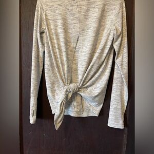 ZYIA Womens active long sleeve split back tie top size M